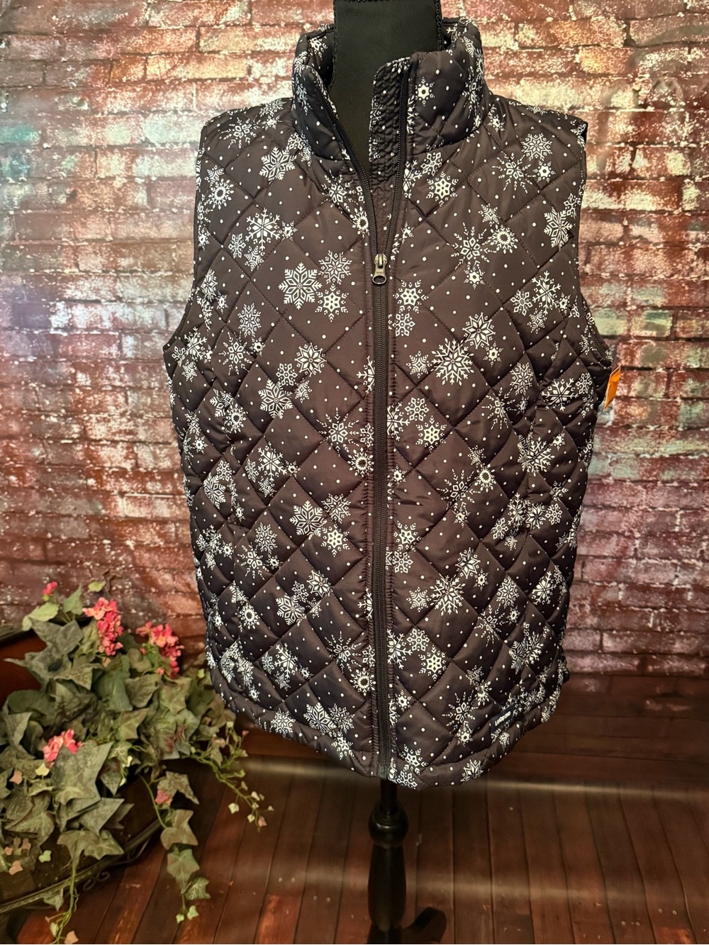 Lands' End Black Quilted Vest with White Snowflake Print